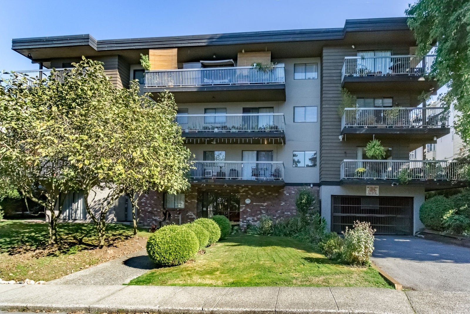 Lower Lonsdale condo for sale
