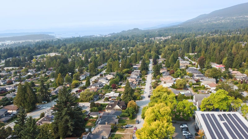 Upper Lonsdale new listing