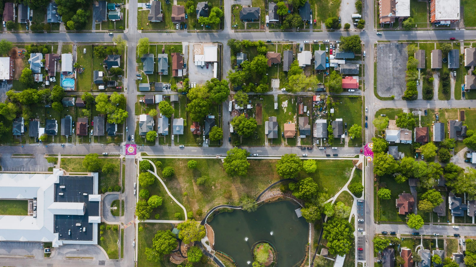 Thoughtful neighbourhood planning encourages walking and easy access to everyday amenities.
