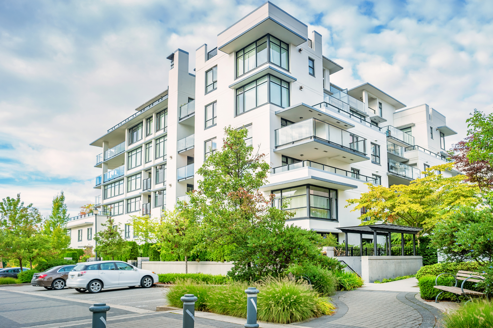 Buy a condo in North Vancouver | North Vancouver Realtor | North Vancouver Homes for Sale | North Vancouver Real Estate Team