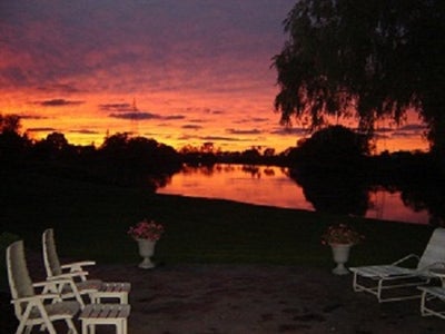 Sunset over Thames River