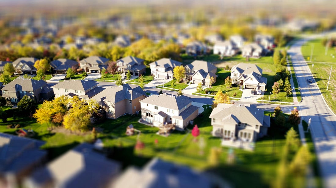 6 Proven Tips for Buying a Home in a Hot Real Estate Market Without Overpaying