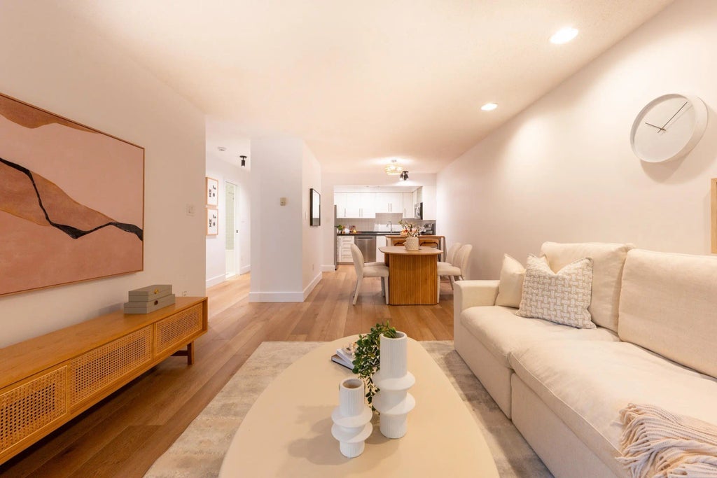 1855 Nelson Street #304 – Cozy West End Vancouver Retreat