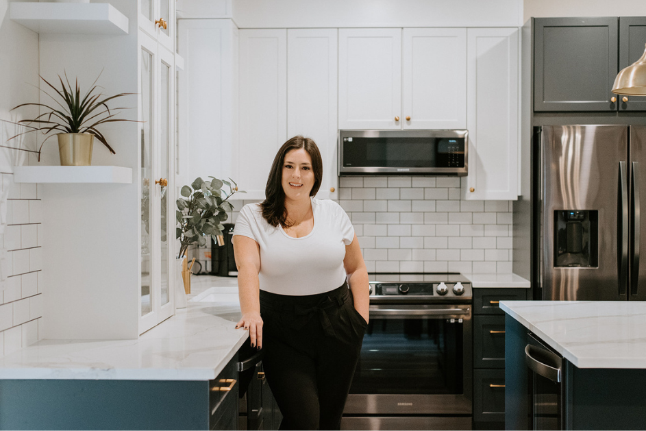 Sunshine Coast Realtor in high end brand new Kitchen