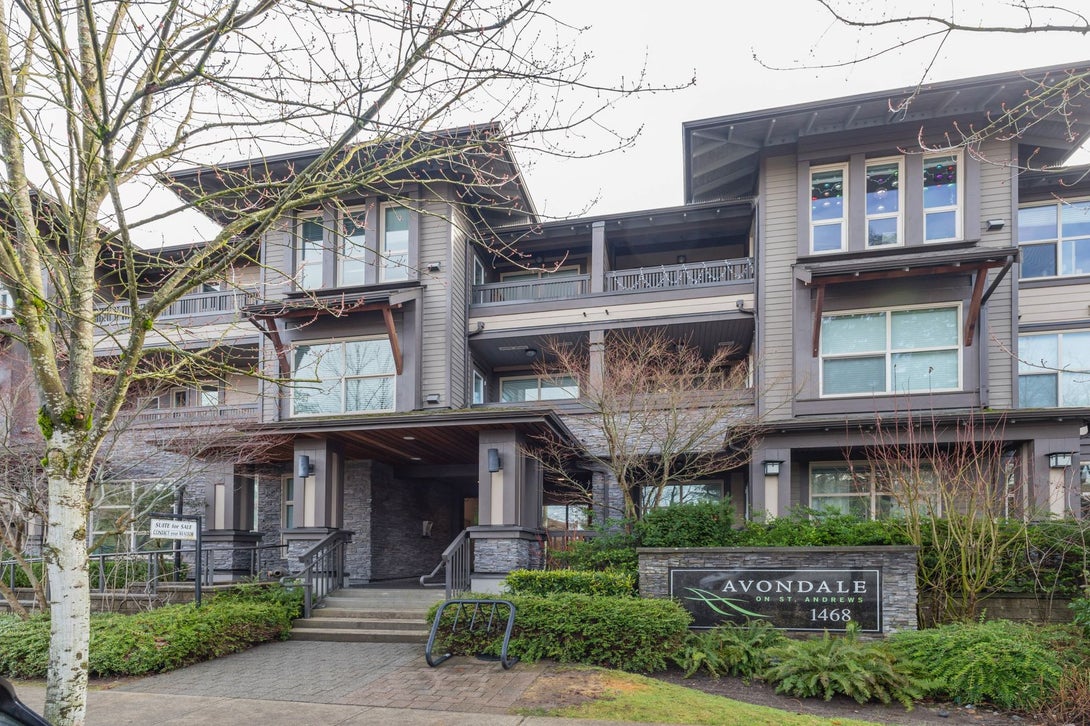 304 1468 St. Andrews Ave., North Vancouver - Exterior