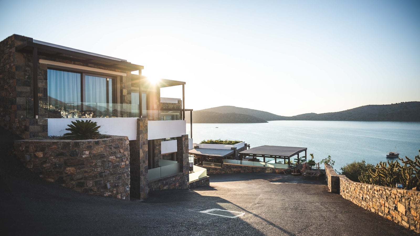 Beautiful waterfront home with gorgeous views