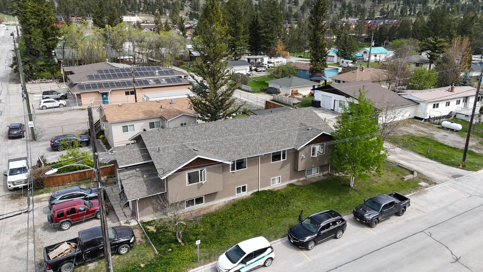 Three-suite triplex in Radium Hot Springs, BC, seen from above