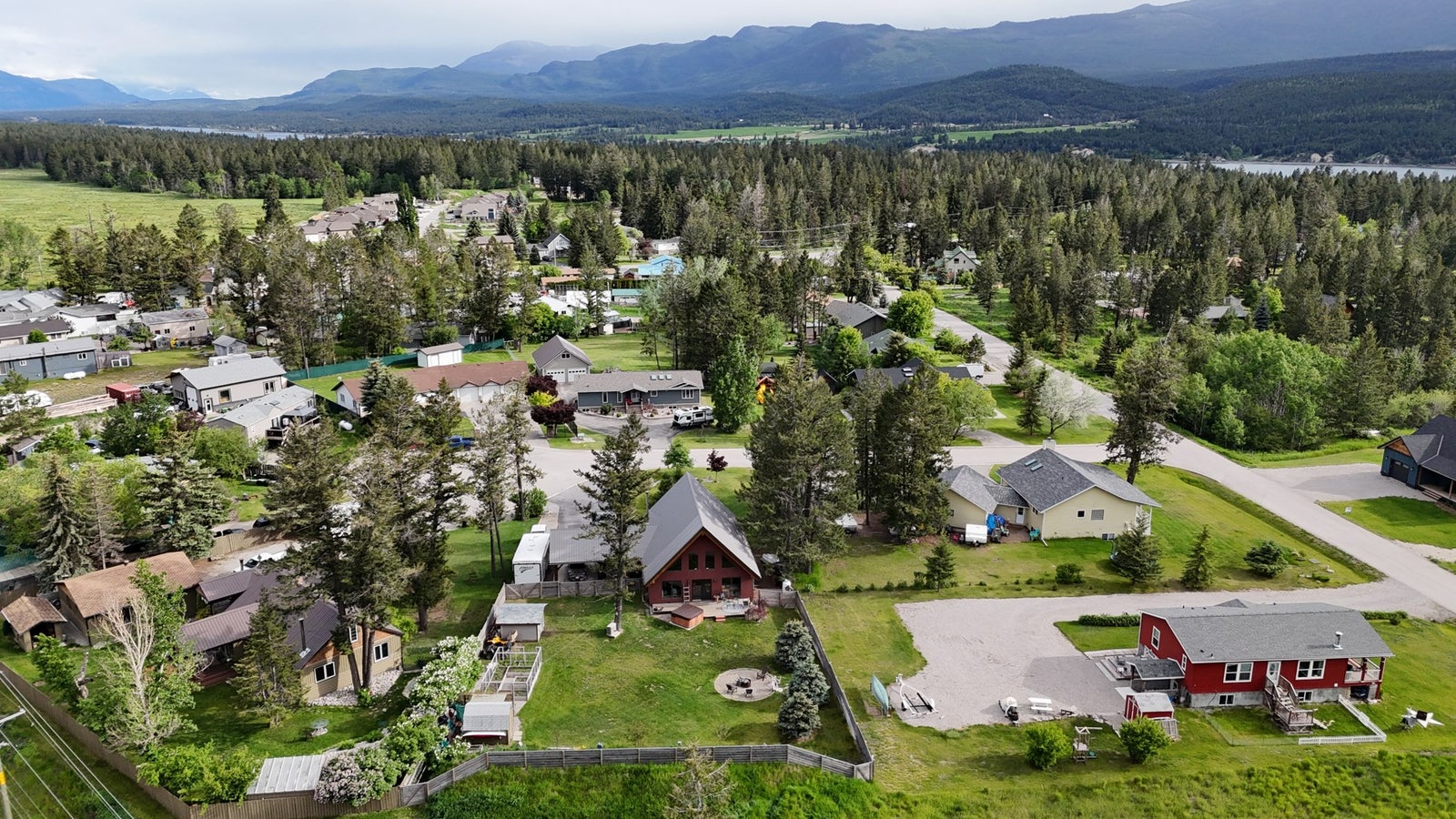 Homes in the community of Windermere above Lake Windermere, BC