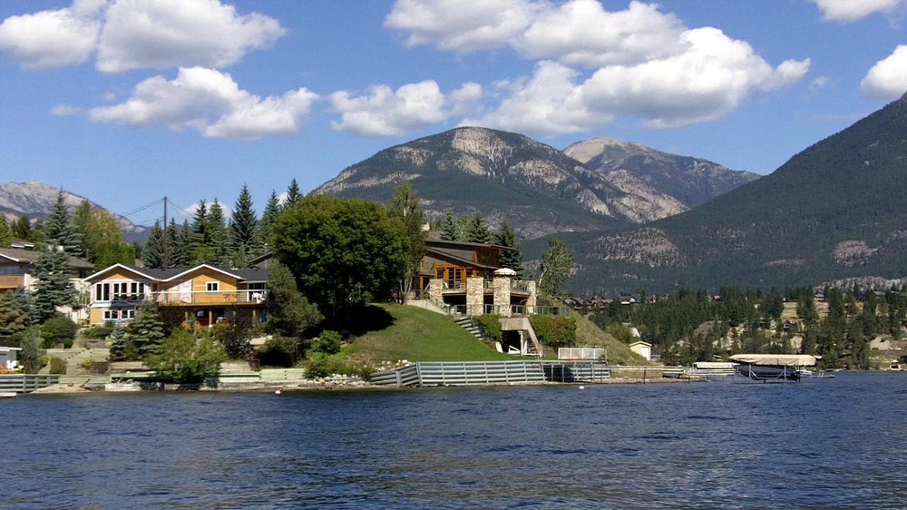 Invermere Lakefront Properties 