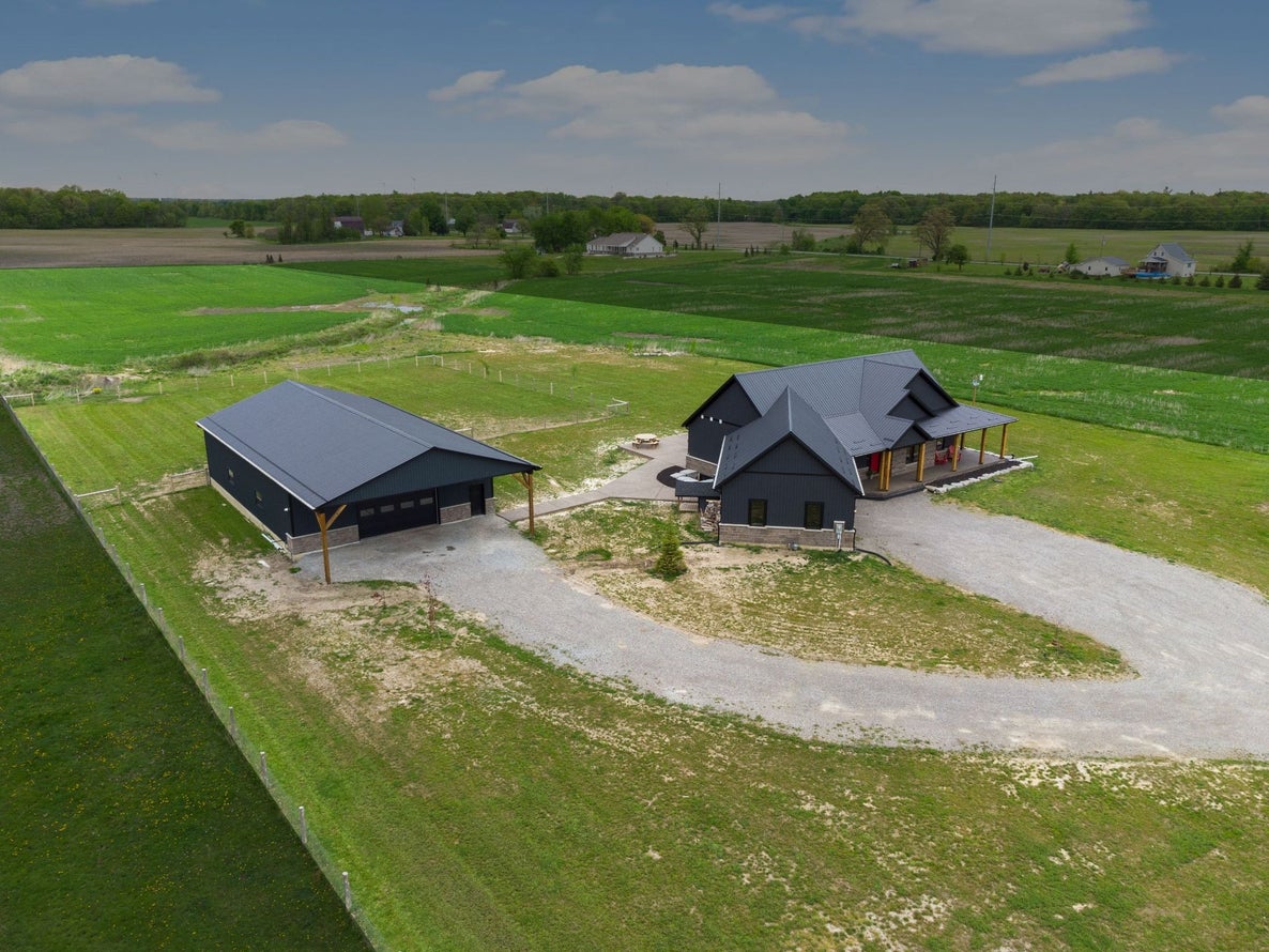 Choose Cayuga for Long-Term Living Choose Cayuga for Long-Term Living