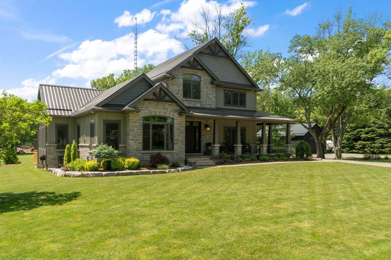 cottage in Dunnville